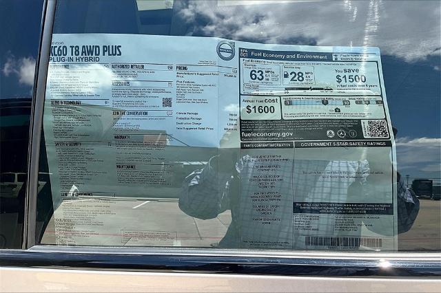 2025 Volvo XC60 Plug-In Hybrid Vehicle Photo in Houston, TX 77007