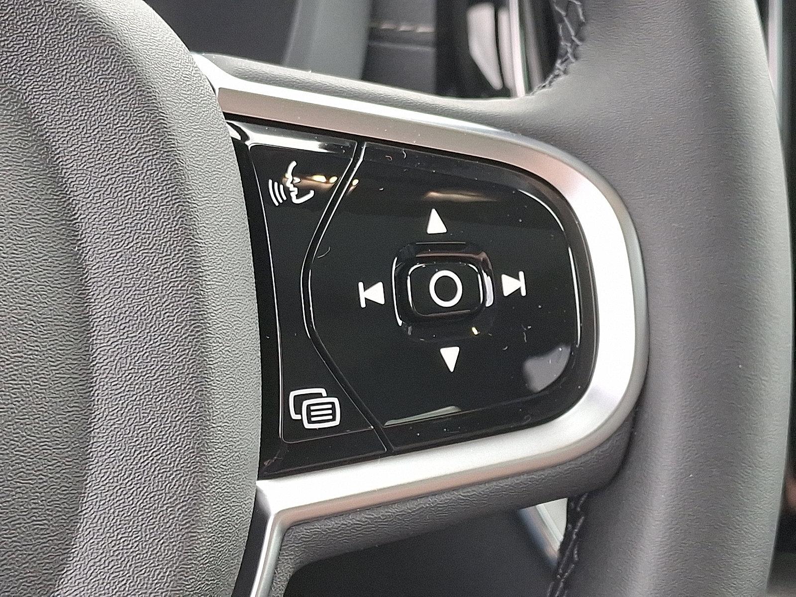 2025 Volvo XC60 Plug-In Hybrid Vehicle Photo in Trevose, PA 19053