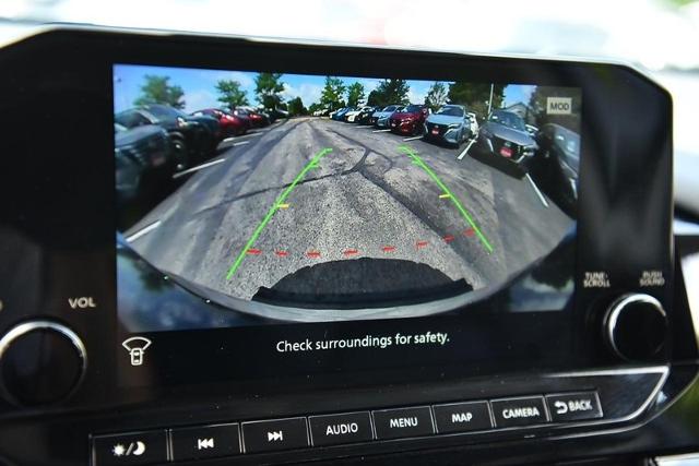 2023 Nissan Pathfinder Vehicle Photo in Ballwin, MO 63011