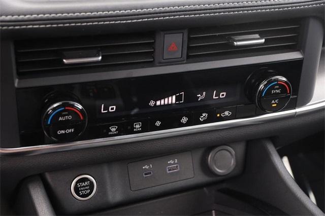 2023 Nissan Rogue Vehicle Photo in Hazelwood, MO 63042