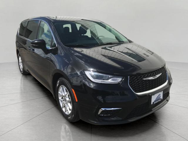 2023 Chrysler Pacifica Vehicle Photo in GREEN BAY, WI 54303-3330