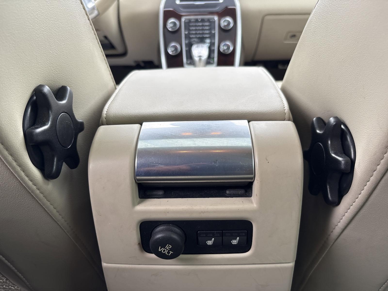 2013 Volvo XC70 Vehicle Photo in Mechanicsburg, PA 17050