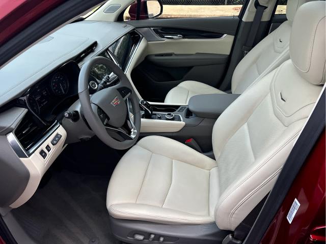 2023 Cadillac XT6 Vehicle Photo in Grapevine, TX 76051