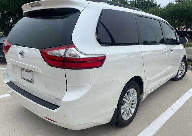 2016 Toyota Sienna Vehicle Photo in FORT WORTH, TX 76132