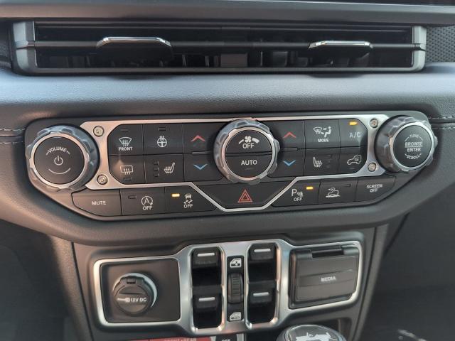 2024 Jeep Wrangler Vehicle Photo in Savannah, GA 31419