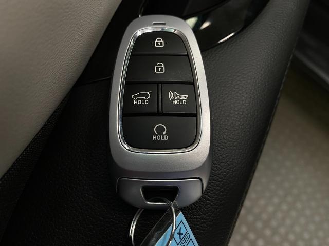 2024 Hyundai TUCSON Hybrid Vehicle Photo in Appleton, WI 54913