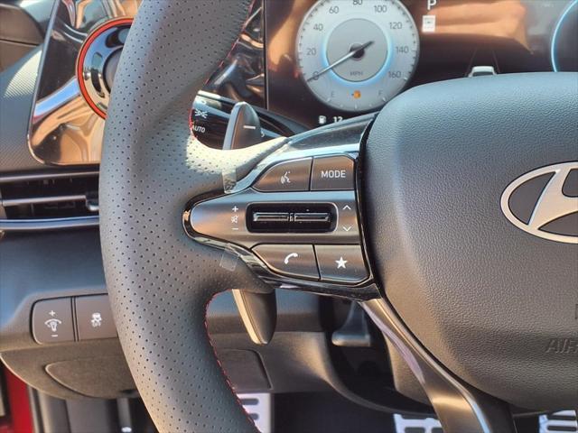 2025 Hyundai ELANTRA Vehicle Photo in Peoria, IL 61615