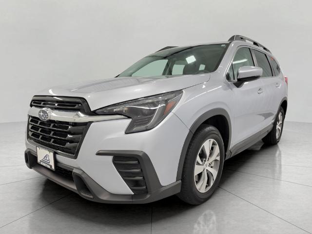 2024 Subaru Ascent Vehicle Photo in Green Bay, WI 54304