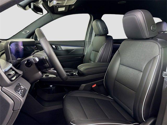 2025 Buick Enclave Vehicle Photo in PUYALLUP, WA 98371-4149