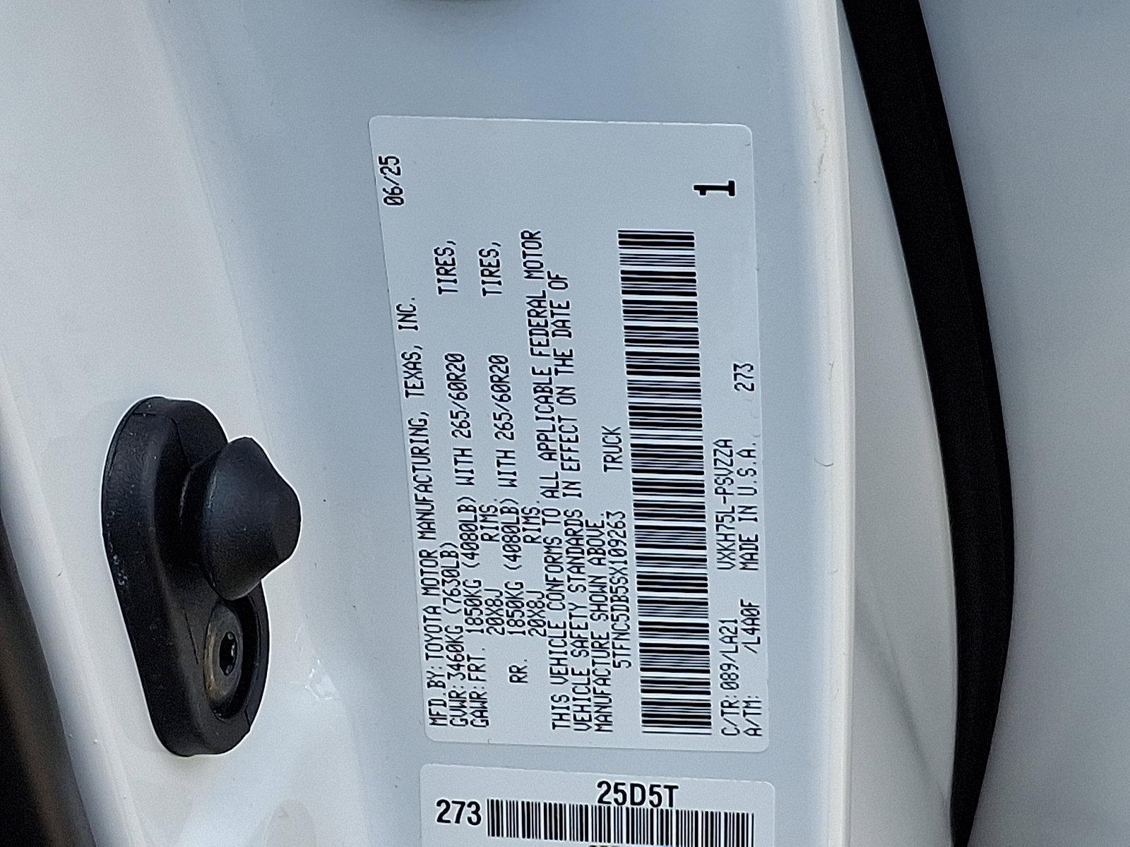 2025 Toyota Tundra 4WD Vehicle Photo in Trevose, PA 19053