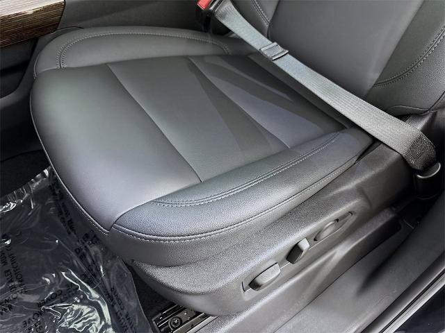 2025 GMC Sierra 1500 Vehicle Photo in PUYALLUP, WA 98371-4149
