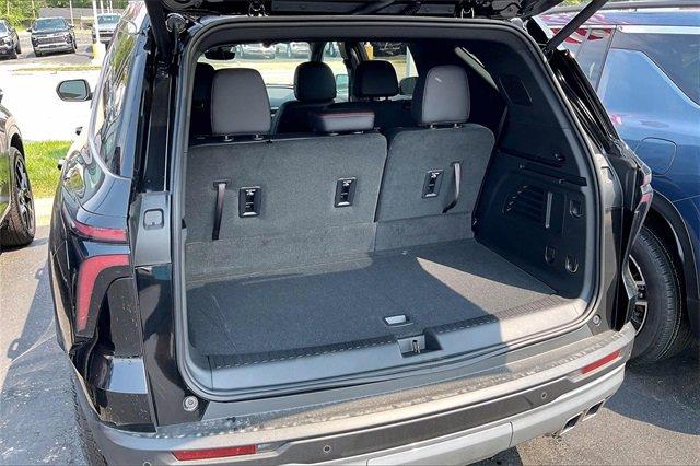 2025 Chevrolet Traverse Vehicle Photo in KANSAS CITY, MO 64114-4502