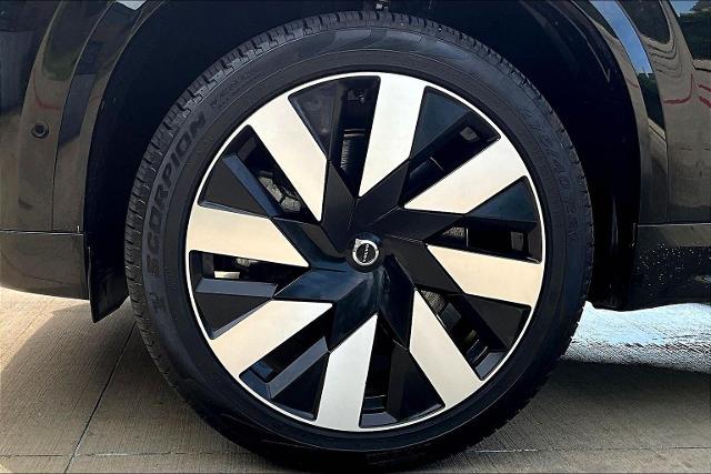 2024 Volvo XC90 Recharge Plug-In Hybrid Vehicle Photo in Houston, TX 77007