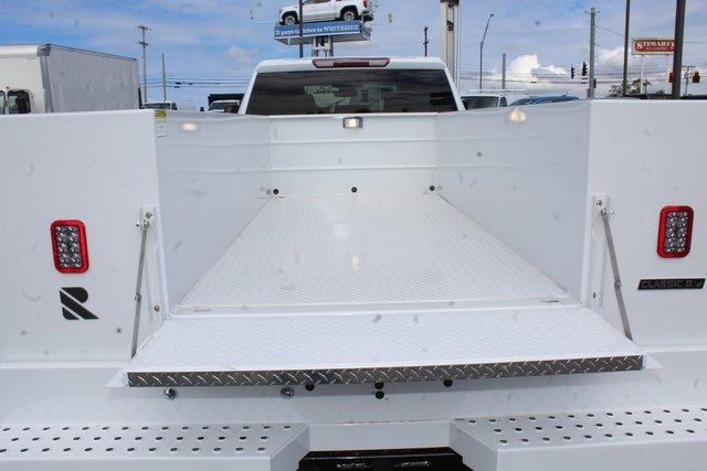 2024 Chevrolet Silverado 3500 HD Chassis Cab Vehicle Photo in SAINT CLAIRSVILLE, OH 43950-8512