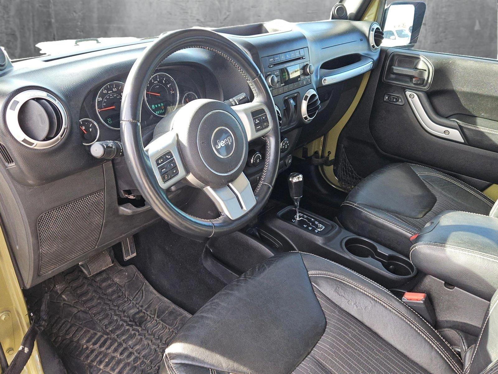 2013 Jeep Wrangler Vehicle Photo in GILBERT, AZ 85297-0446