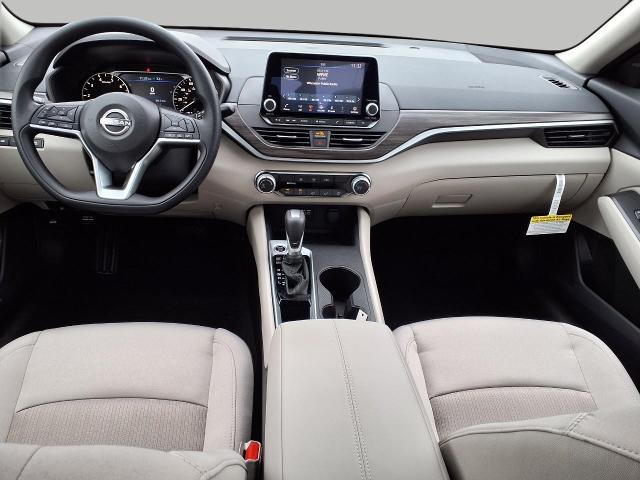 2025 Nissan Altima Vehicle Photo in Oshkosh, WI 54904