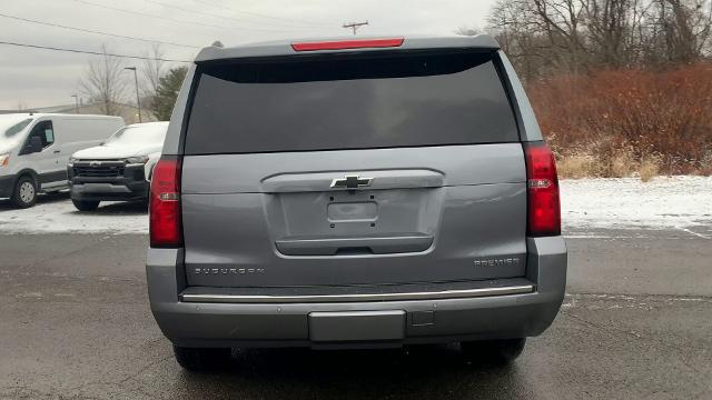 2019 Chevrolet Suburban Vehicle Photo in MOON TOWNSHIP, PA 15108-2571