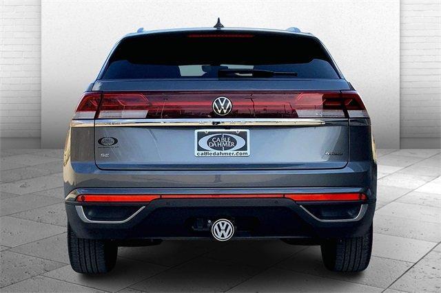 2024 Volkswagen Atlas Cross Sport Vehicle Photo in KANSAS CITY, MO 64114-4502