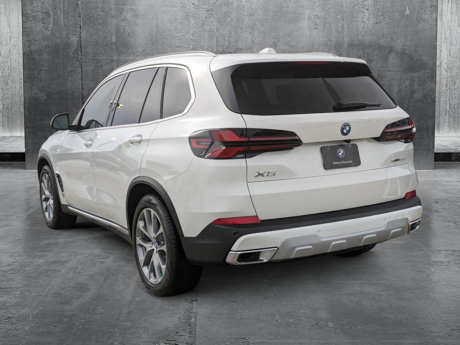 2025 BMW X5 xDrive50e Vehicle Photo in Rockville, MD 20852