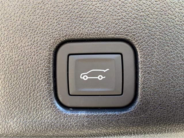 2025 GMC Acadia Vehicle Photo in BEAUFORT, SC 29906-4218