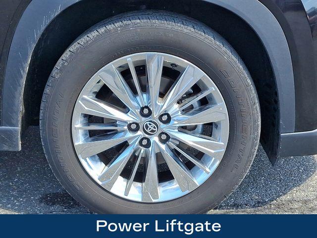 2024 Toyota Grand Highlander Vehicle Photo in DANBURY, CT 06810-5034