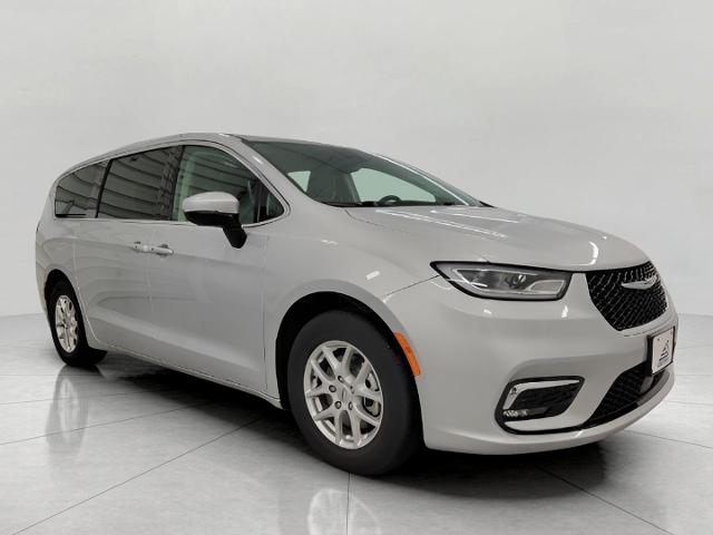 2023 Chrysler Pacifica Vehicle Photo in Green Bay, WI 54304