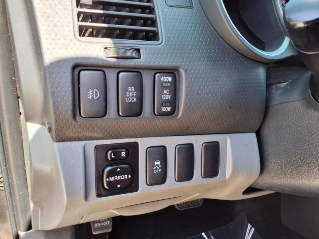 2014 Toyota Tacoma Vehicle Photo in Tampa, FL 33612