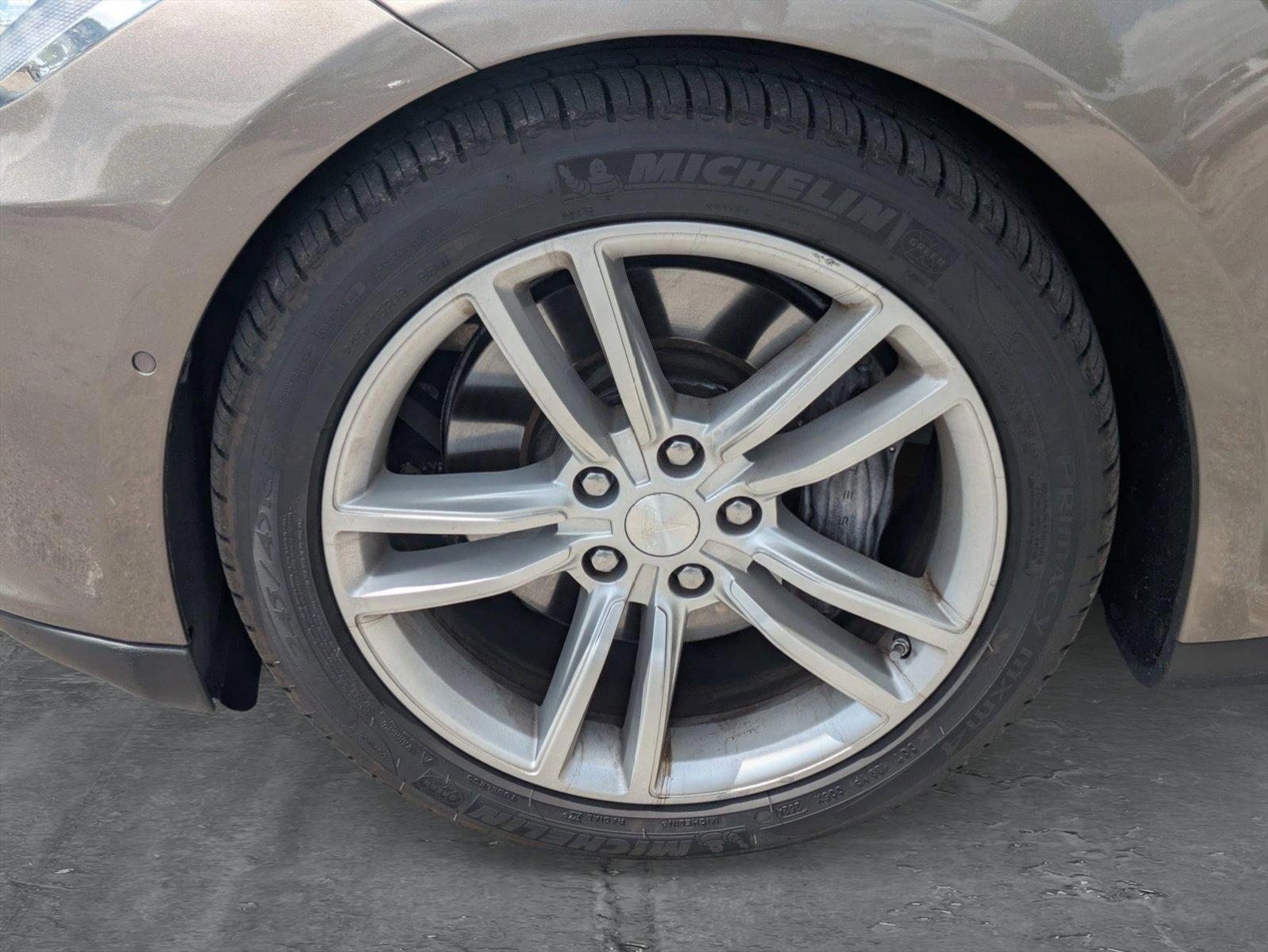 2015 Tesla Model S Vehicle Photo in GREENACRES, FL 33463-3207