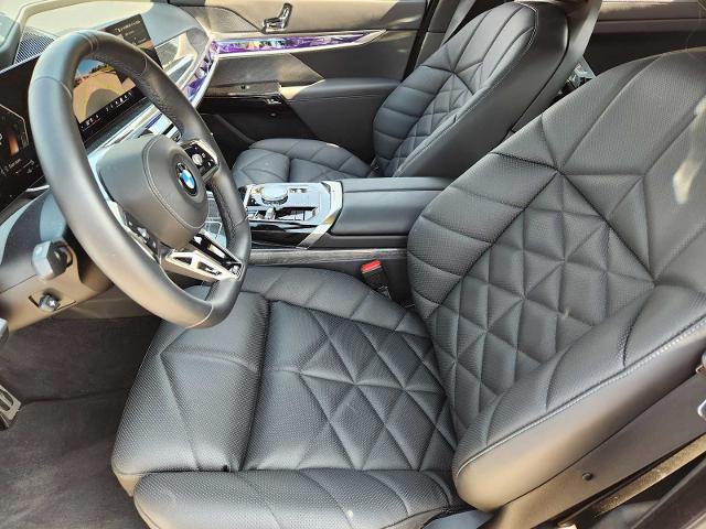 2024 BMW 740i xDrive Vehicle Photo in PLANO, TX 75024