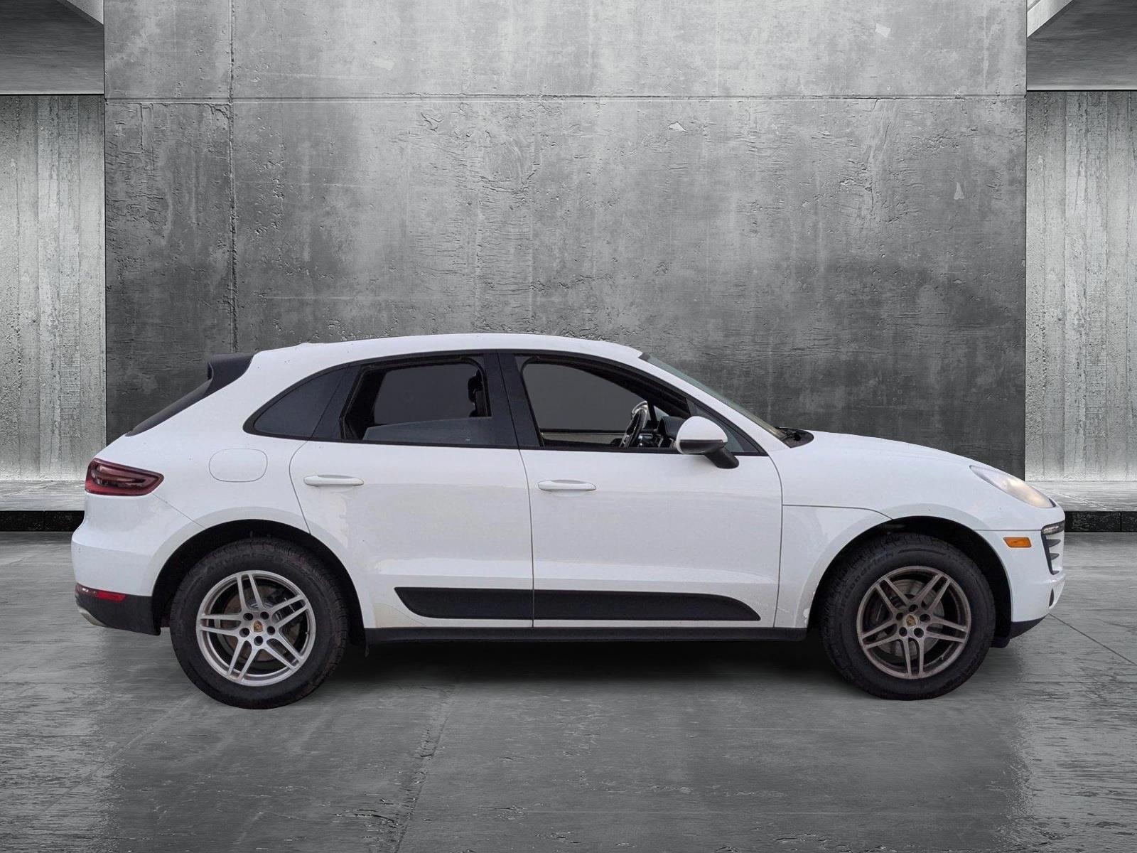 2018 Porsche Macan Vehicle Photo in PEMBROKE PINES, FL 33024-6534