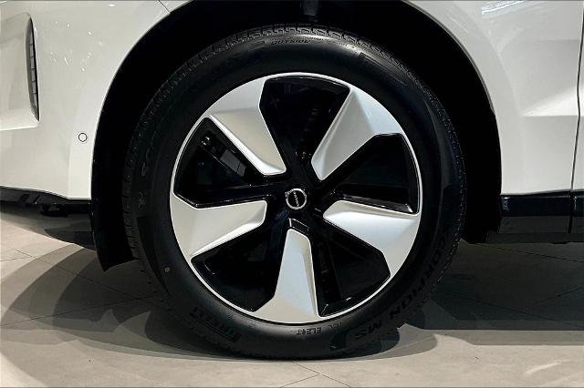 2025 Volvo EX90 Vehicle Photo in Houston, TX 77007