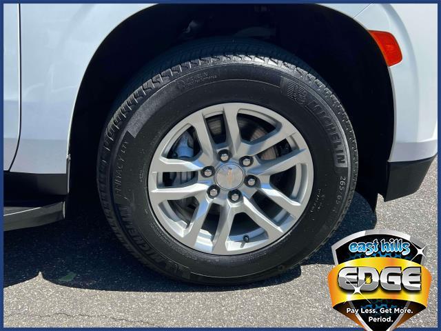 2023 Chevrolet Suburban Vehicle Photo in Roslyn, NY 11576