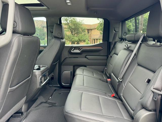 2024 GMC Sierra 1500 Vehicle Photo in DALLAS, TX 75209-3016