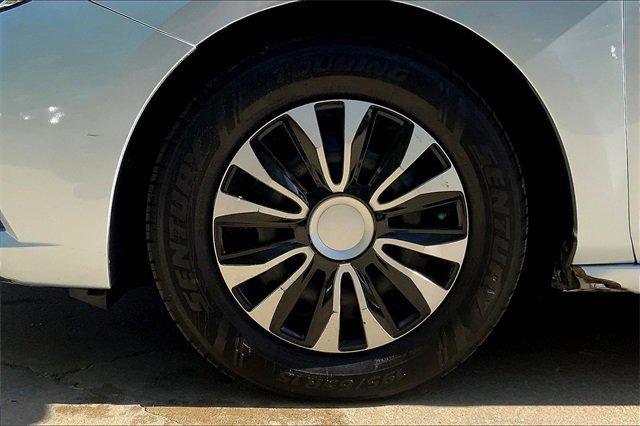 2017 Chevrolet Cruze Vehicle Photo in INDEPENDENCE, MO 64055-1314