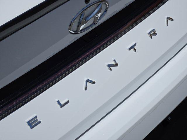 2021 Hyundai ELANTRA Vehicle Photo in Decatur, TX 76234
