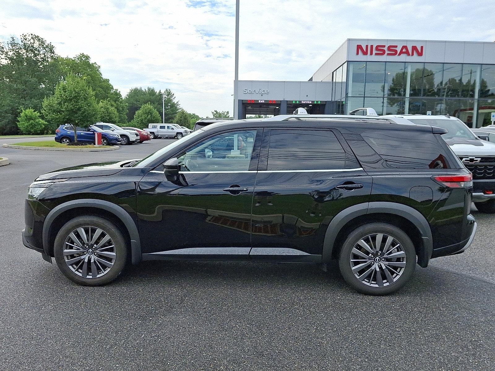 2022 Nissan Pathfinder Vehicle Photo in Mechanicsburg, PA 17050-2306
