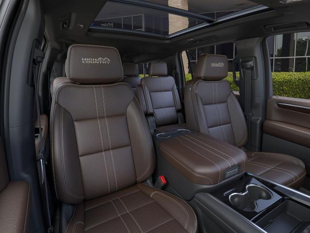 2025 Chevrolet Suburban Vehicle Photo in GEORGETOWN, TX 78626-7508