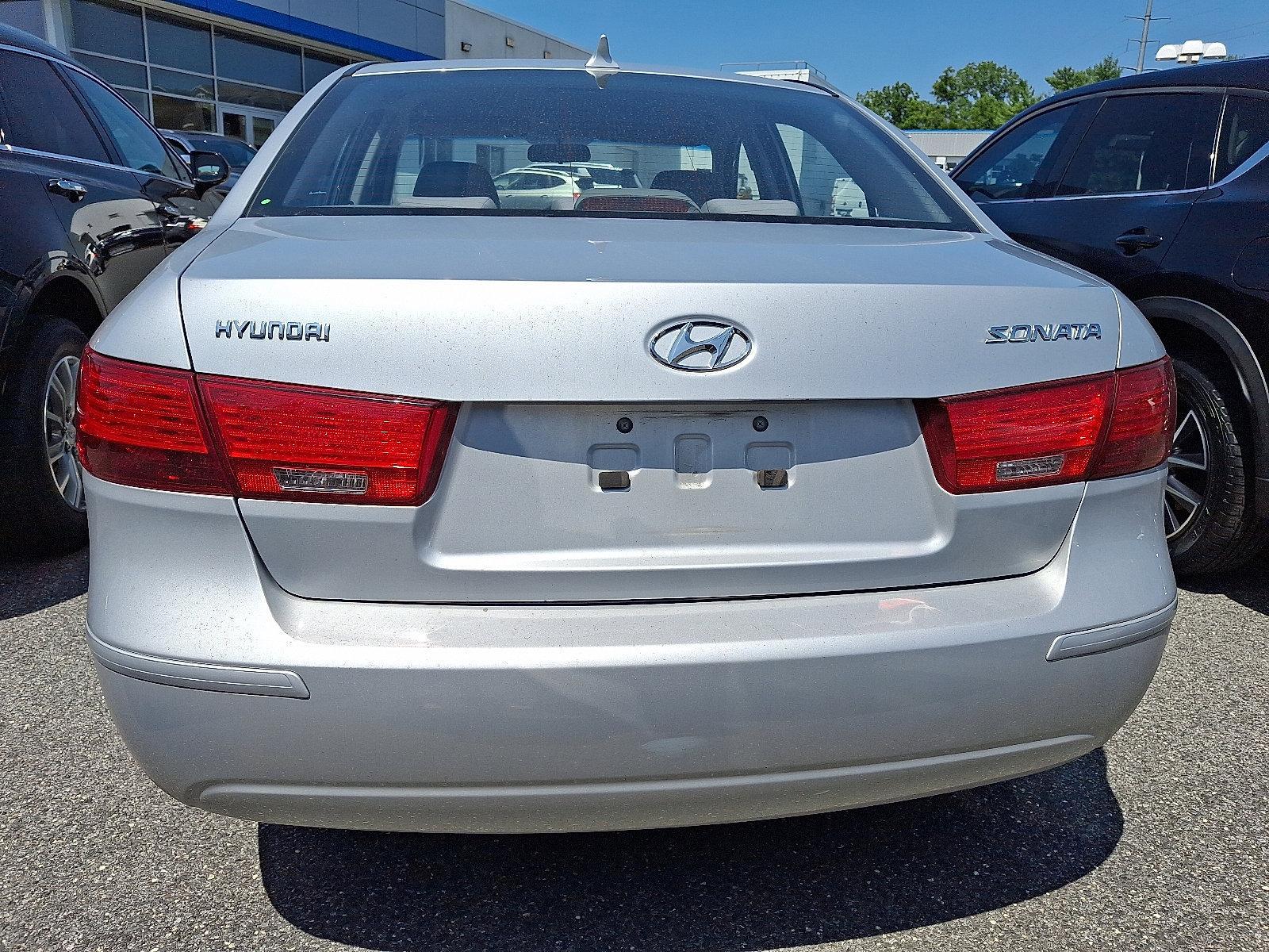 2010 Hyundai Sonata Vehicle Photo in BETHLEHEM, PA 18017-9401