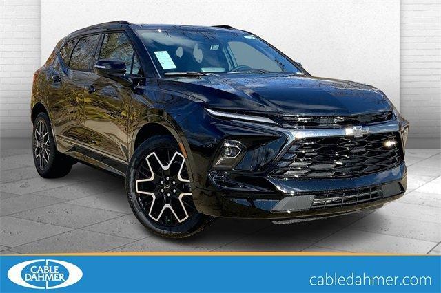 2025 Chevrolet Blazer Vehicle Photo in KANSAS CITY, MO 64114-4502