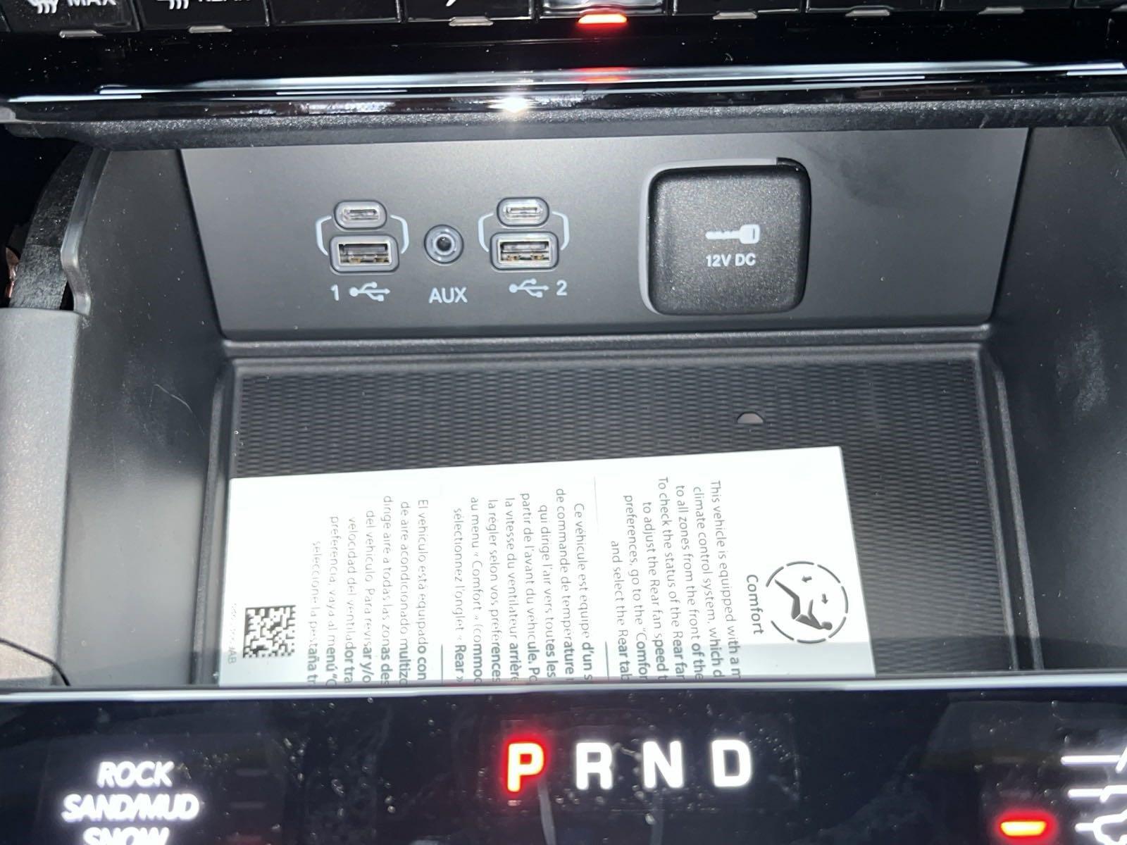 2025 Jeep Grand Cherokee L Vehicle Photo in Mechanicsburg, PA 17050-1707