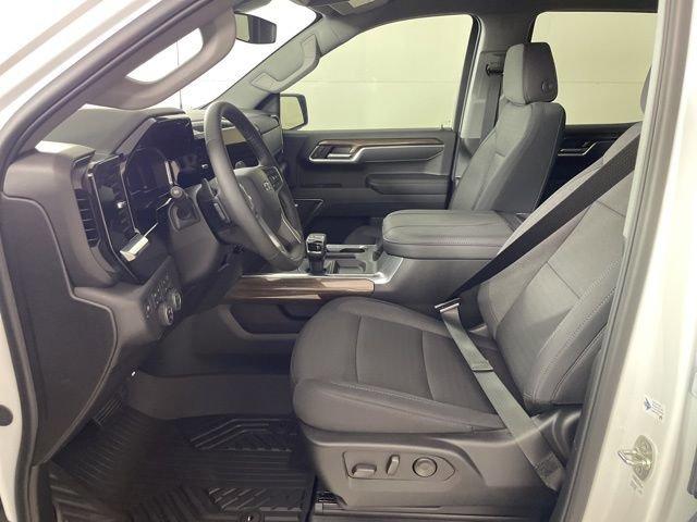 2025 Chevrolet Silverado 1500 Vehicle Photo in PHOENIX, AZ 85014-3381