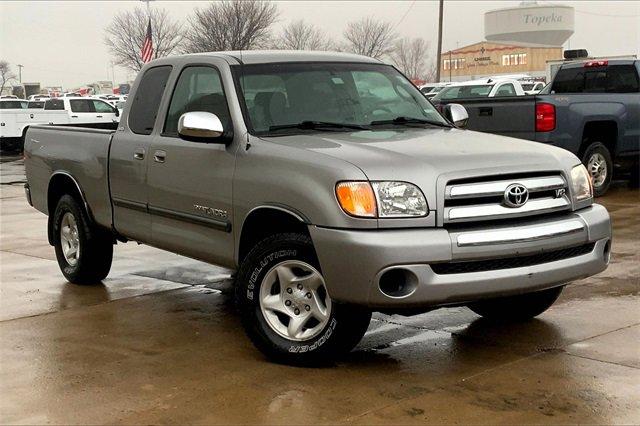 2004 Toyota Tundra Vehicle Photo in TOPEKA, KS 66609-0000