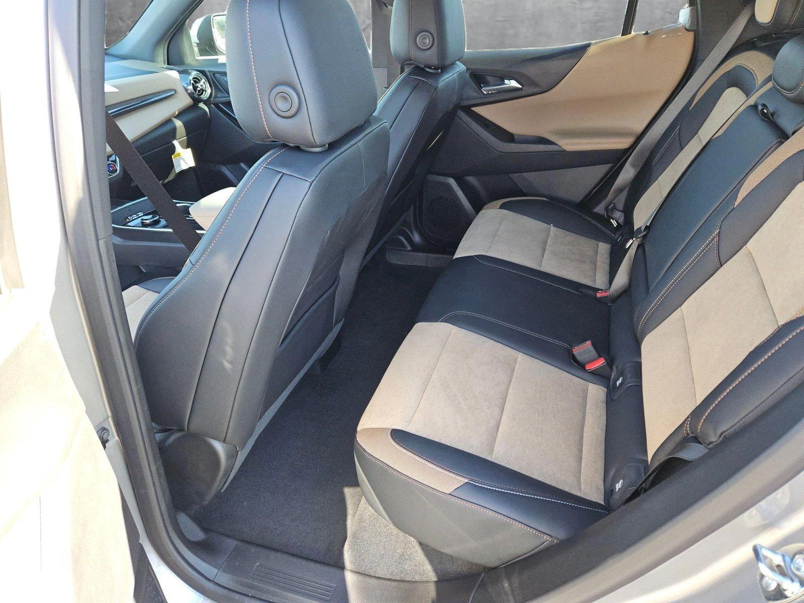 2025 Chevrolet Equinox Vehicle Photo in MESA, AZ 85206-4395