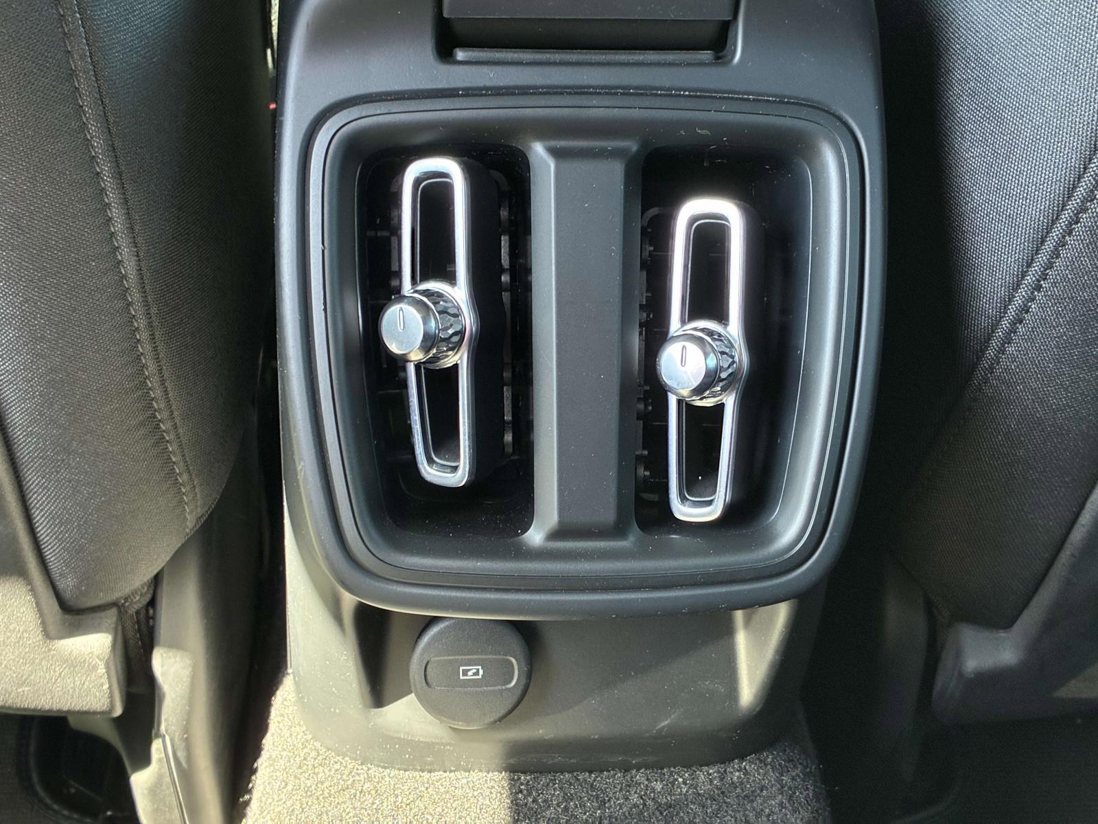 2022 Polestar 2 Vehicle Photo in LOS ANGELES, CA 90007-3794
