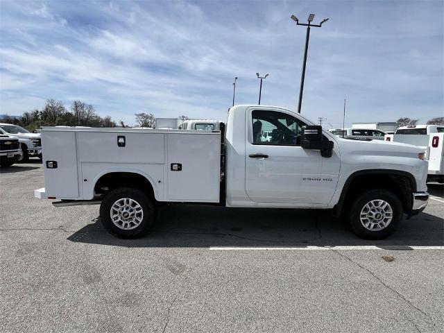 2024 Chevrolet Silverado 2500 HD Vehicle Photo in ALCOA, TN 37701-3235