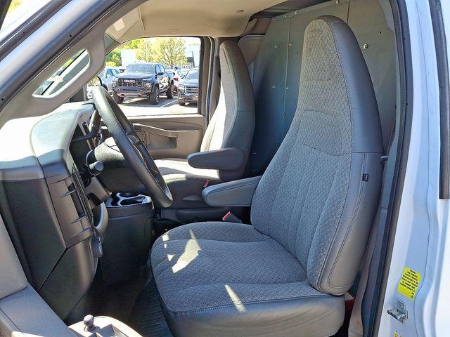 2020 Chevrolet Express Cargo 2500 Vehicle Photo in WATERTOWN, CT 06795-3318