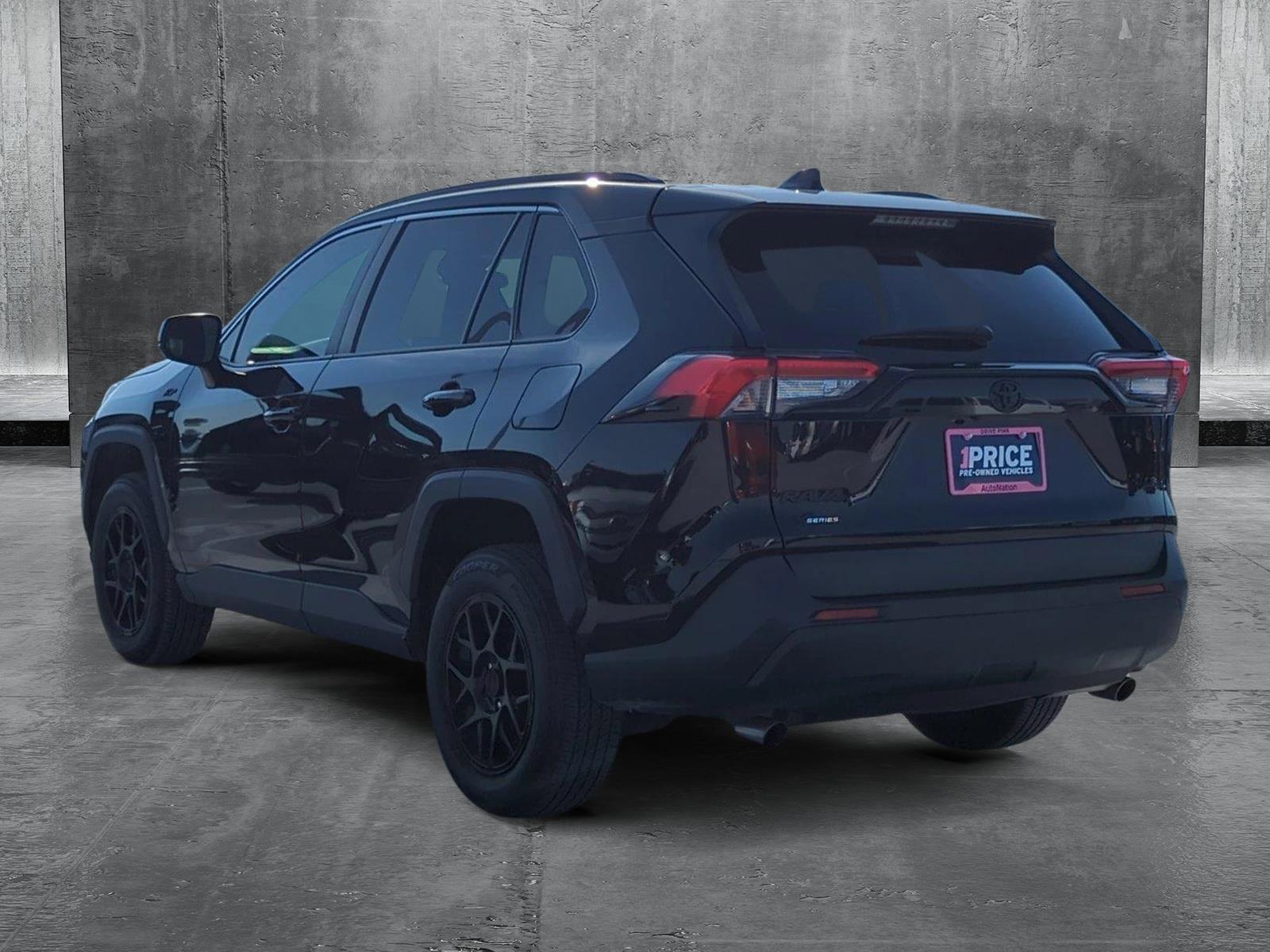 2021 Toyota RAV4 Vehicle Photo in Ft. Myers, FL 33907