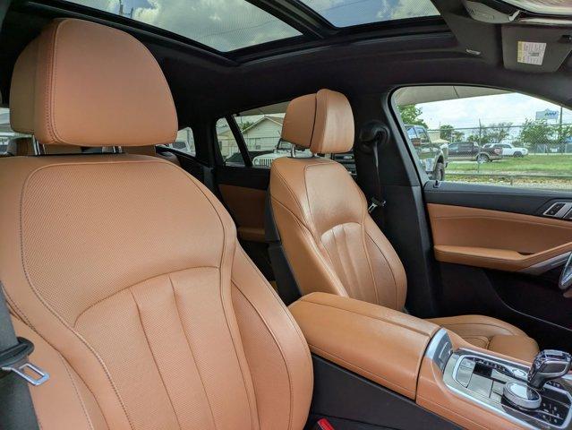 2022 BMW X6 xDrive40i Vehicle Photo in SELMA, TX 78154-1459
