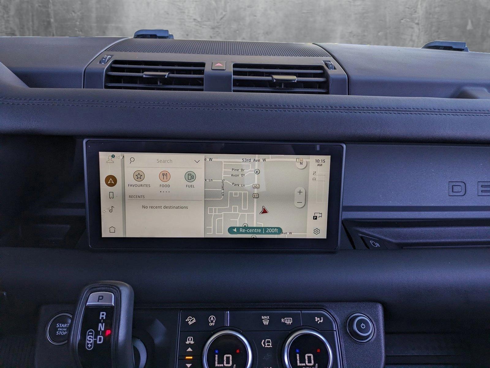 2024 Land Rover Defender Vehicle Photo in Tampa, FL 33614