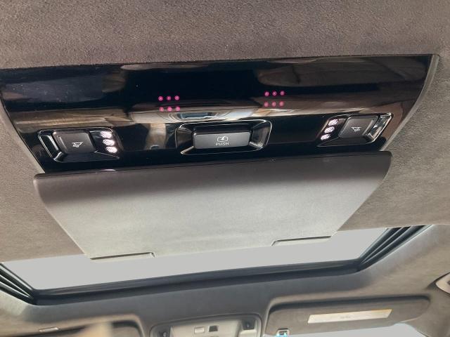 2018 Cadillac Escalade Vehicle Photo in Kaukauna, WI 54130